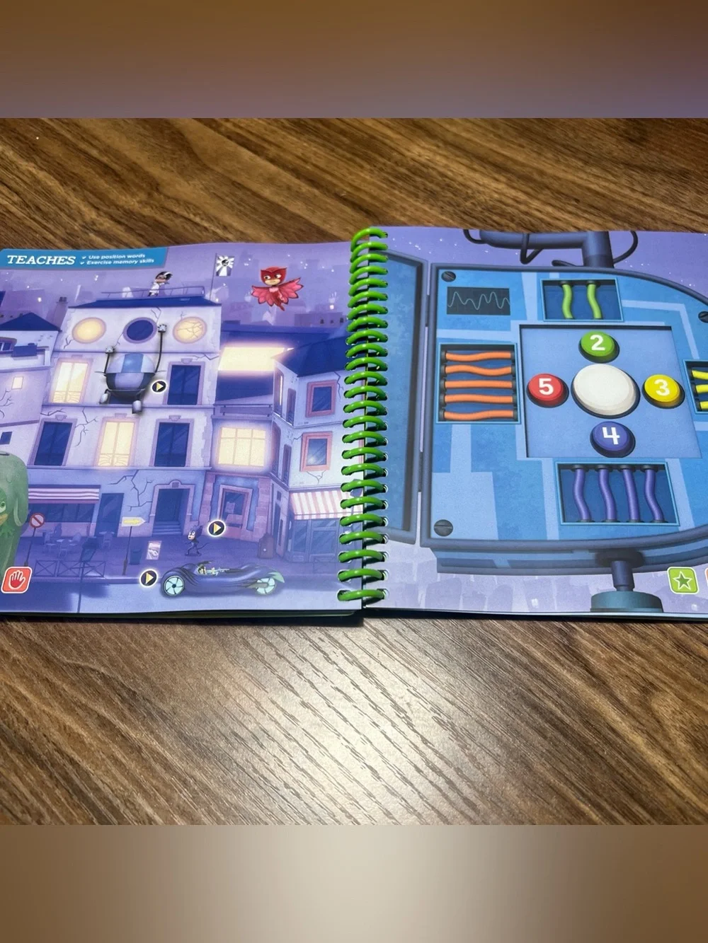 LeapStart 3D Moonlight Hero Math with PJ Masks Book, Level 2